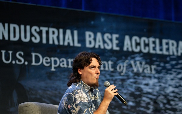 DAY 1: KEYNOTE + PALMER LUCKEY FIRESIDE CHAT