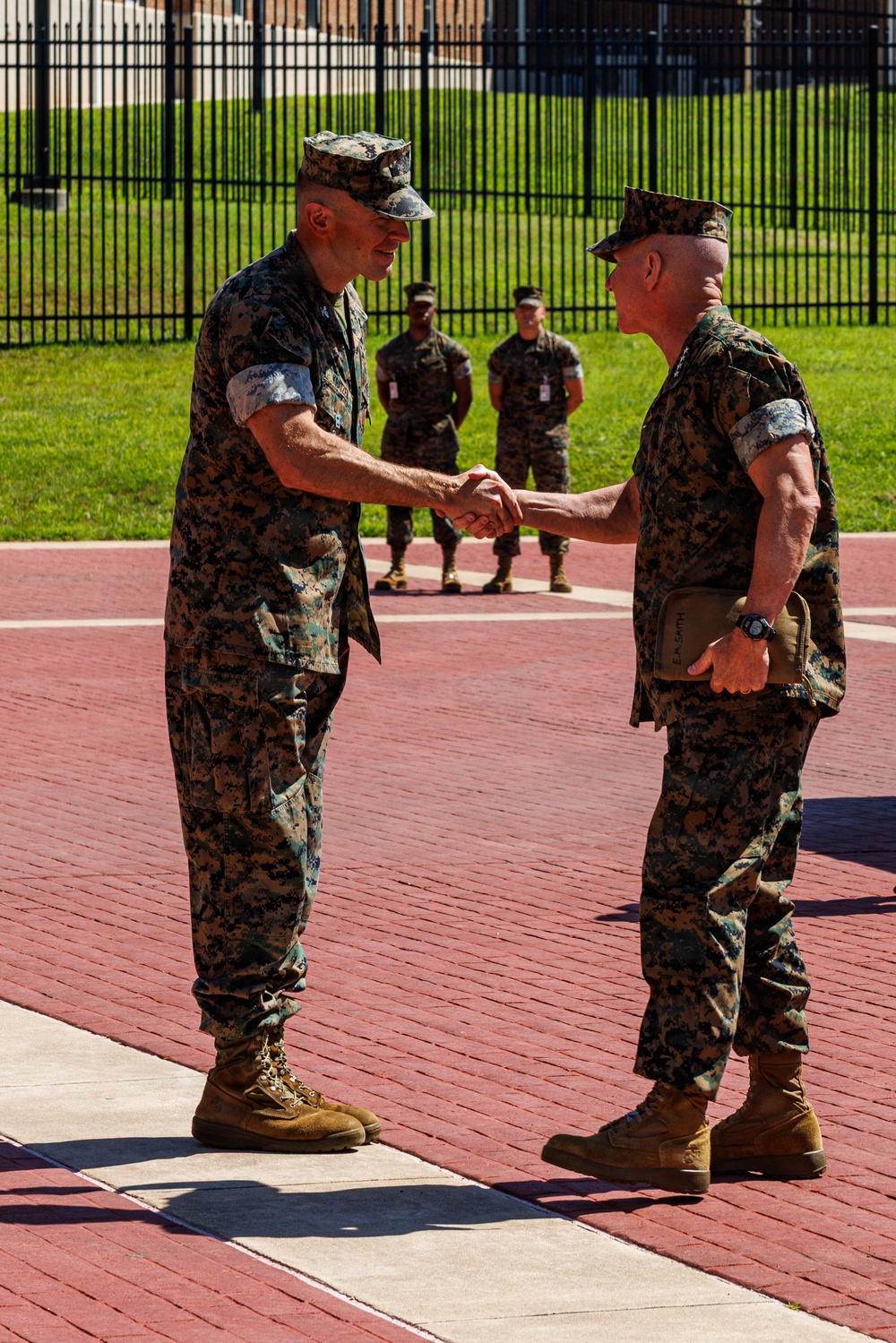Commandant of the Marine Corps visits MCESG