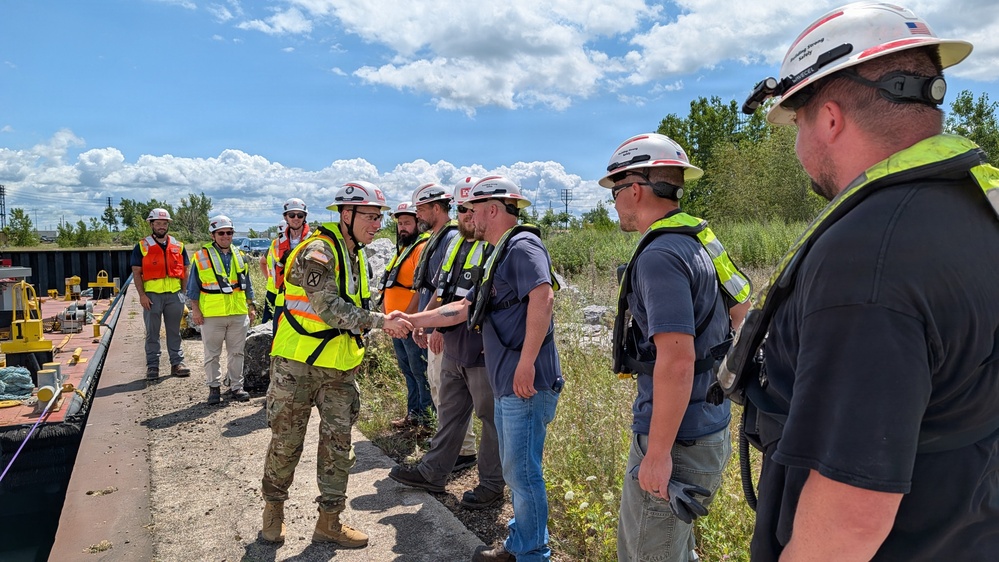 New USACE Buffalo District Commander Tours Buffalo Harbor