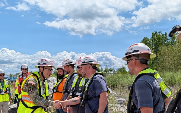 New USACE Buffalo District Commander Tours Buffalo Harbor