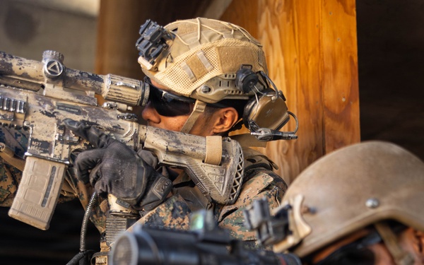 U.S. Marines with 2nd Bn., 1st Marines participate in MWX 4-26