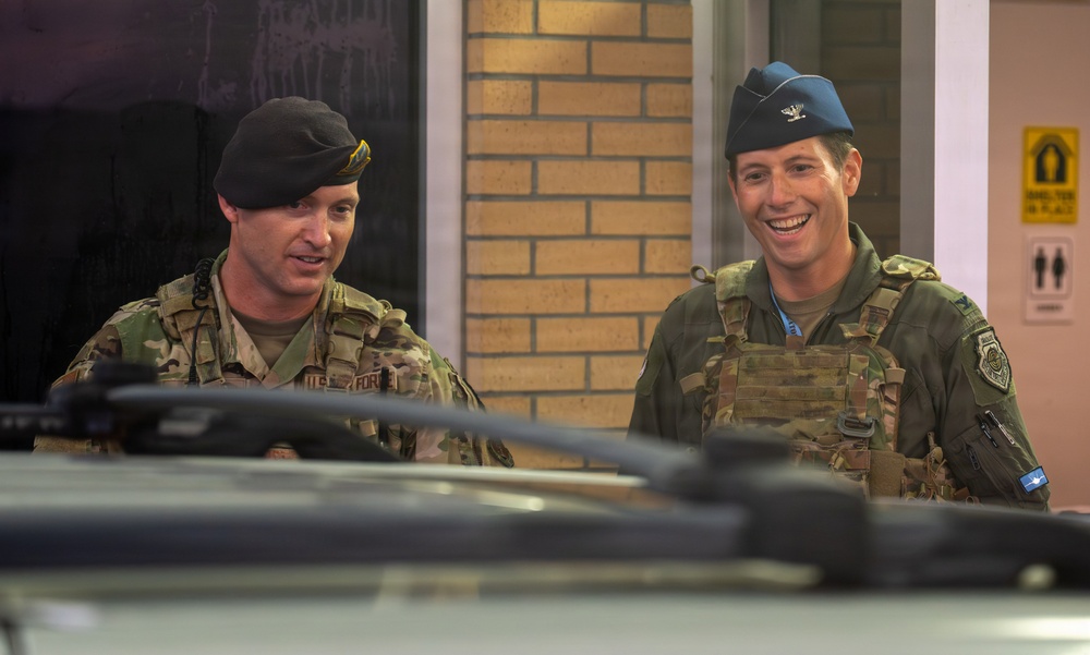 125th Fighter Wing Commander Greets Wing Members at the Gate