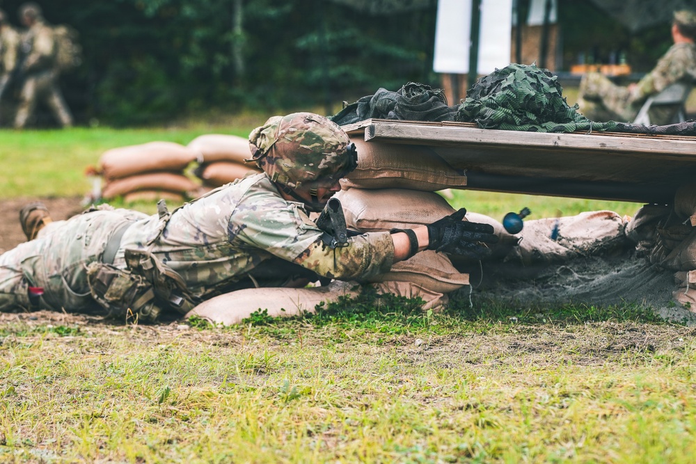 Soldiers Prove Their Skills During Expert Badge Testing