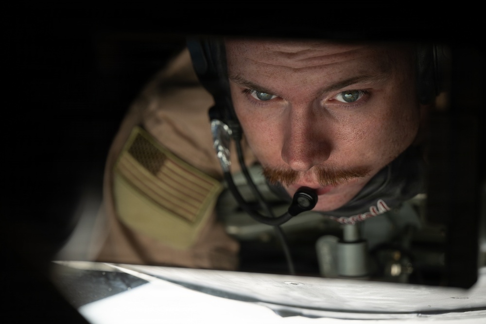 KC-135 supports F-16 refueling operation in CENTCOM