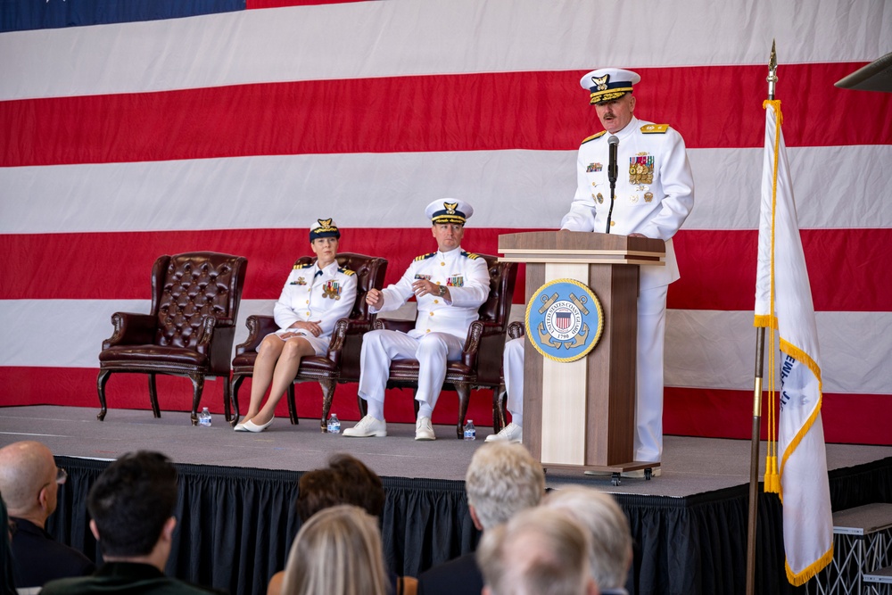 Coast Guard Air Station Ventura holds Change of Command ceremony