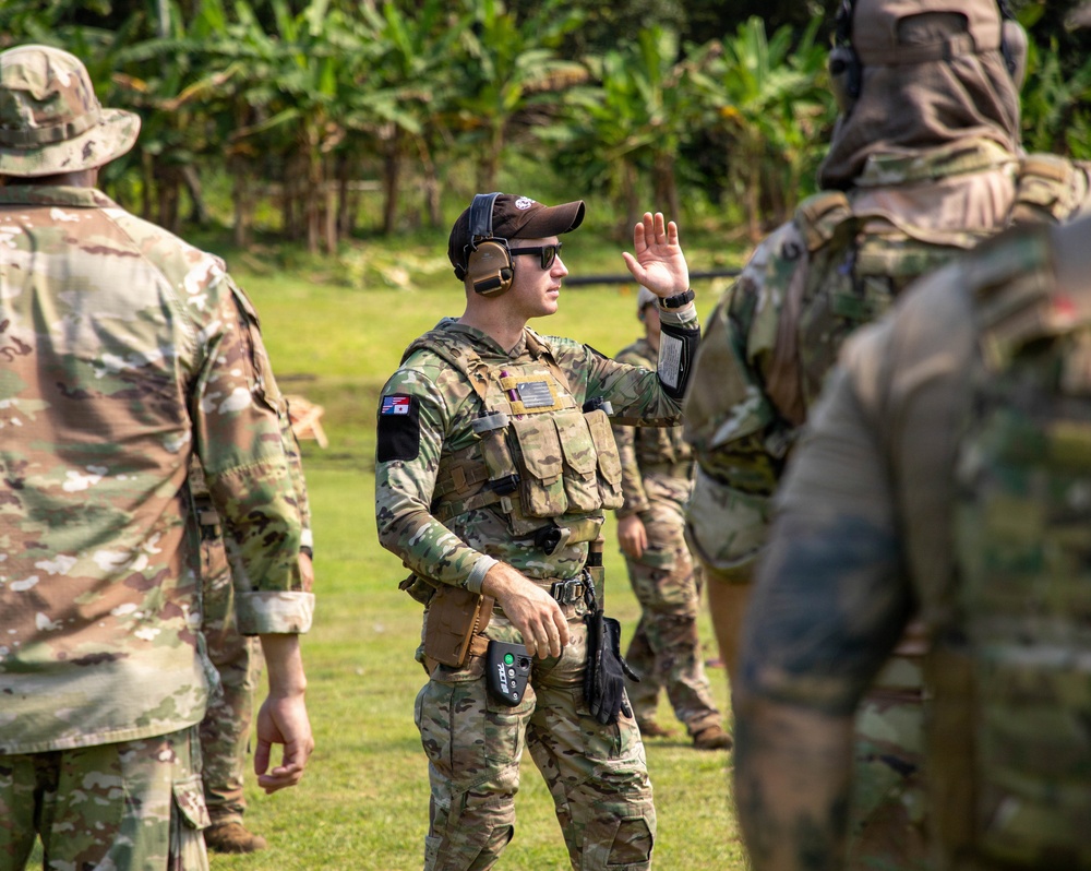 824th Base Defense Squadron Trains with Panamanian Partners in Weapon Systems
