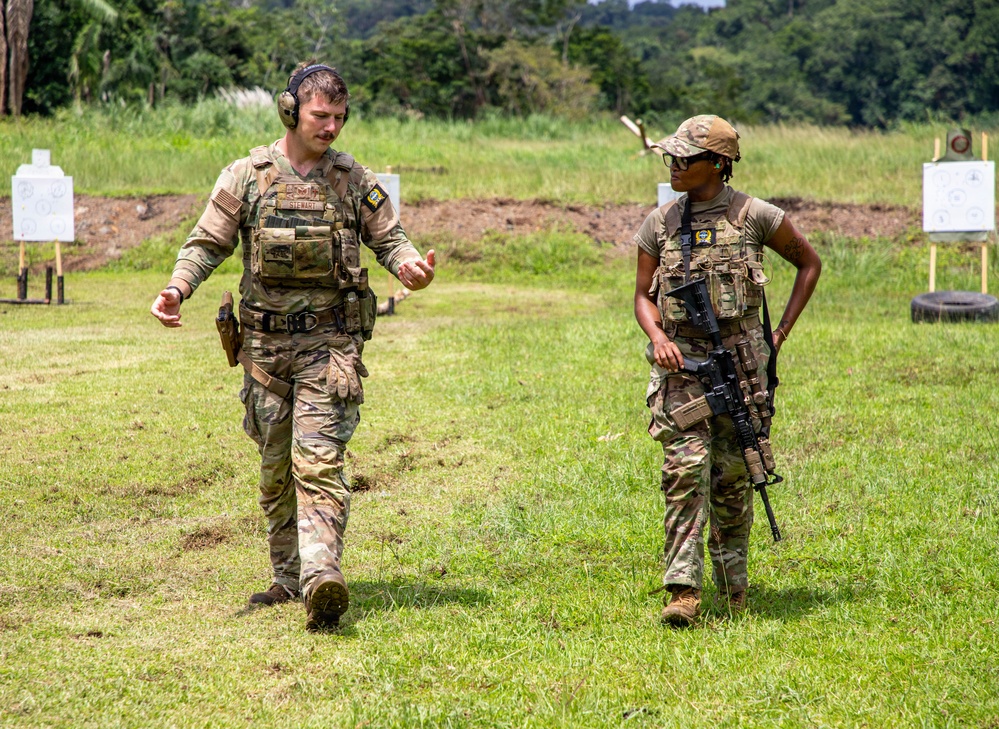 824th Base Defense Squadron Trains with Panamanian Partners in Weapon Systems