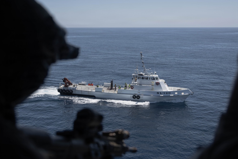 13th MEU | Visit, Board, Search and Seizure Training
