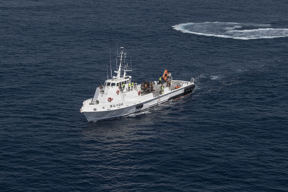 13th MEU | Visit, Board, Search and Seizure Training