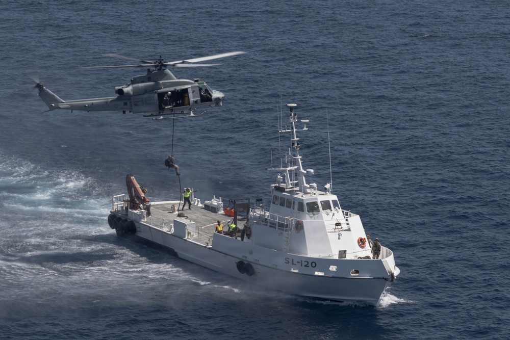 13th MEU | Visit, Board, Search and Seizure Training