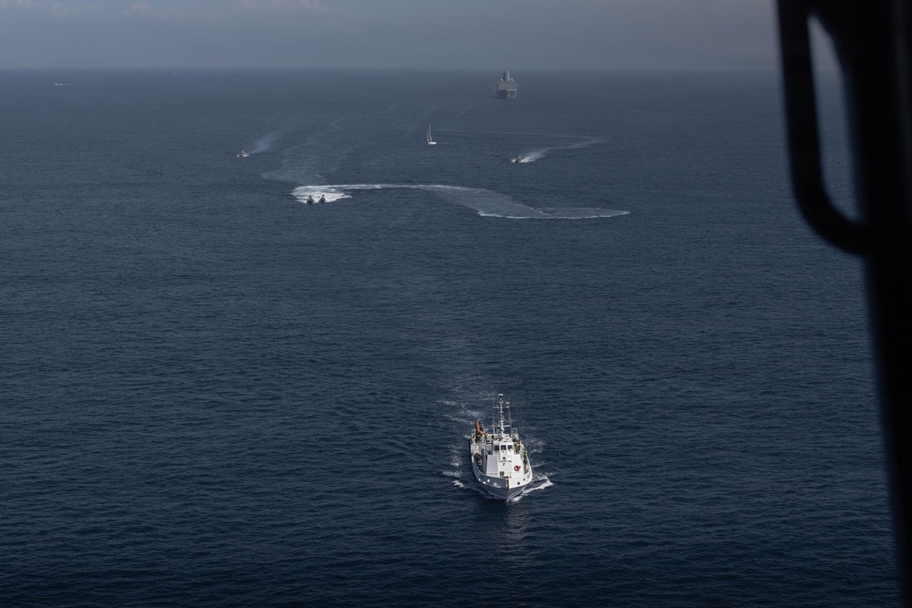 13th MEU | Visit, Board, Search and Seizure Training