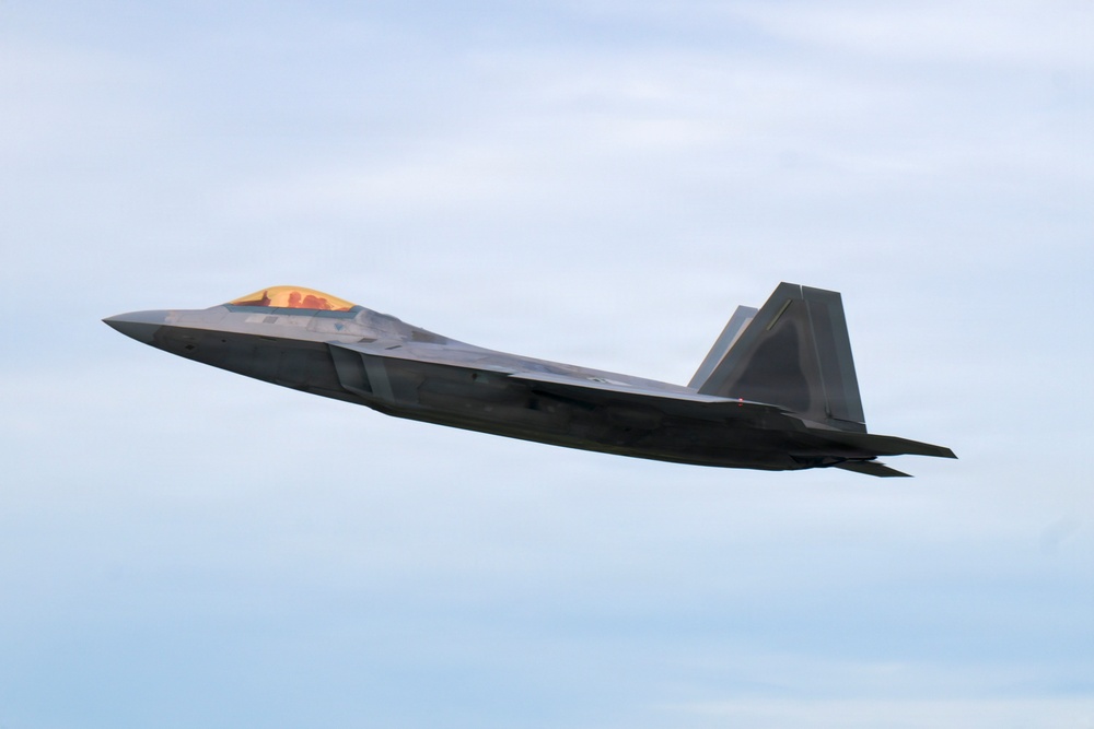 F-22 Raptor aircraft demonstrates readiness during RED FLAG-Alaska 26-3
