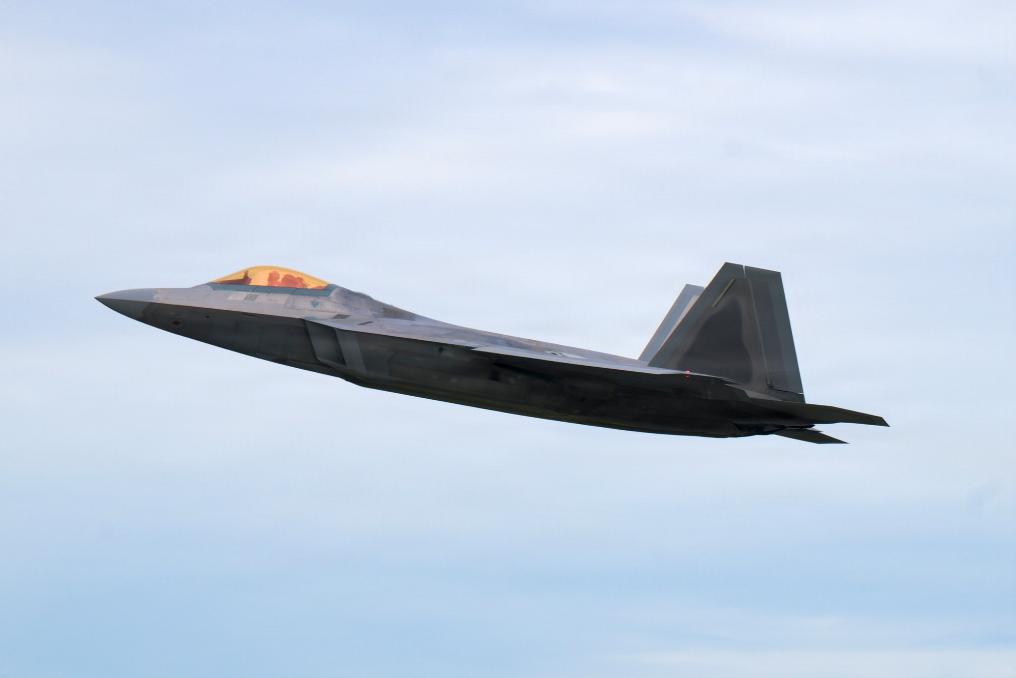 DVIDS - Images - F-22 Raptor aircraft demonstrates readiness
