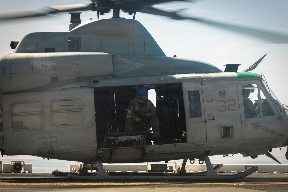 13th MEU | Defense of the Amphibious Task Force Training