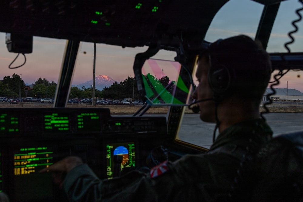 VMGR-152 executes aviation delivered ground refueling training with 160th SOAR