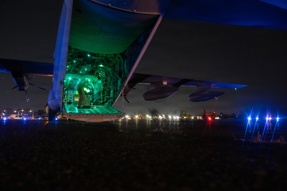 VMGR-152 executes aviation delivered ground refueling training with 160th SOAR