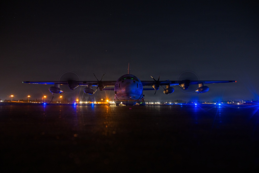 VMGR-152 executes aviation delivered ground refueling training with 160th SOAR