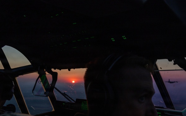 VMGR-152, 252, aerial refuels 160th SOAR during Evergreen 26