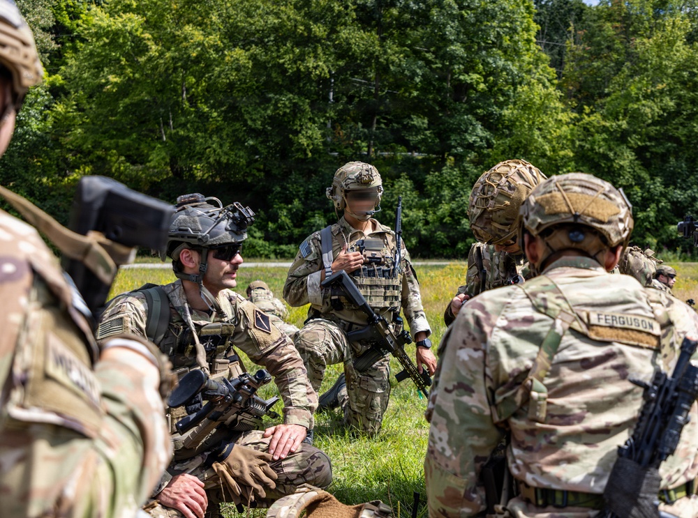 5th Special Forces Group Green Berets Train West Point Cadets at Camp Buckner