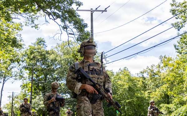 5th Special Forces Group Green Berets Train West Point Cadets at Camp Buckner