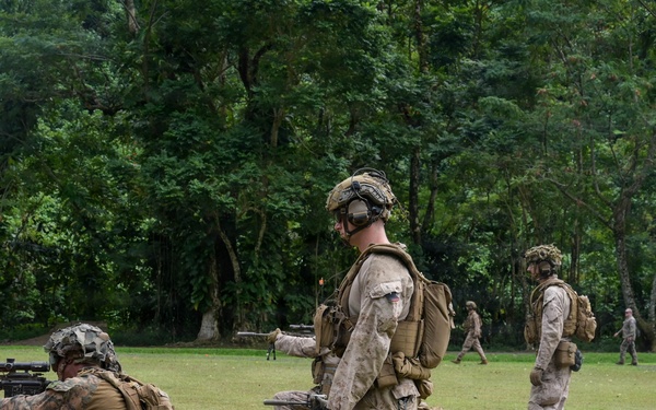 DELAYEN 26: MRF-D, French Armed Forces in French Polynesia conduct bilateral live-fire squad attack drills