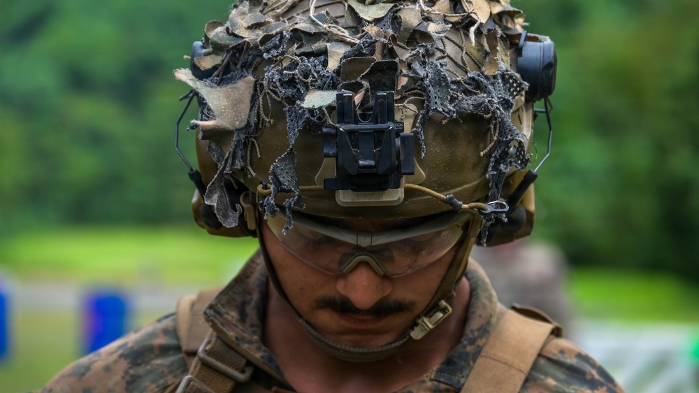 DELAYEN 26: MRF-D, French Armed Forces in French Polynesia conduct bilateral live-fire squad attack drills
