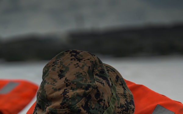 DELAYEN 26: MRF-D Marines conduct amphibious movements in commando course