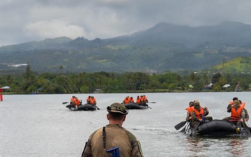 DELAYEN 26: MRF-D Marines conduct amphibious movements in commando course