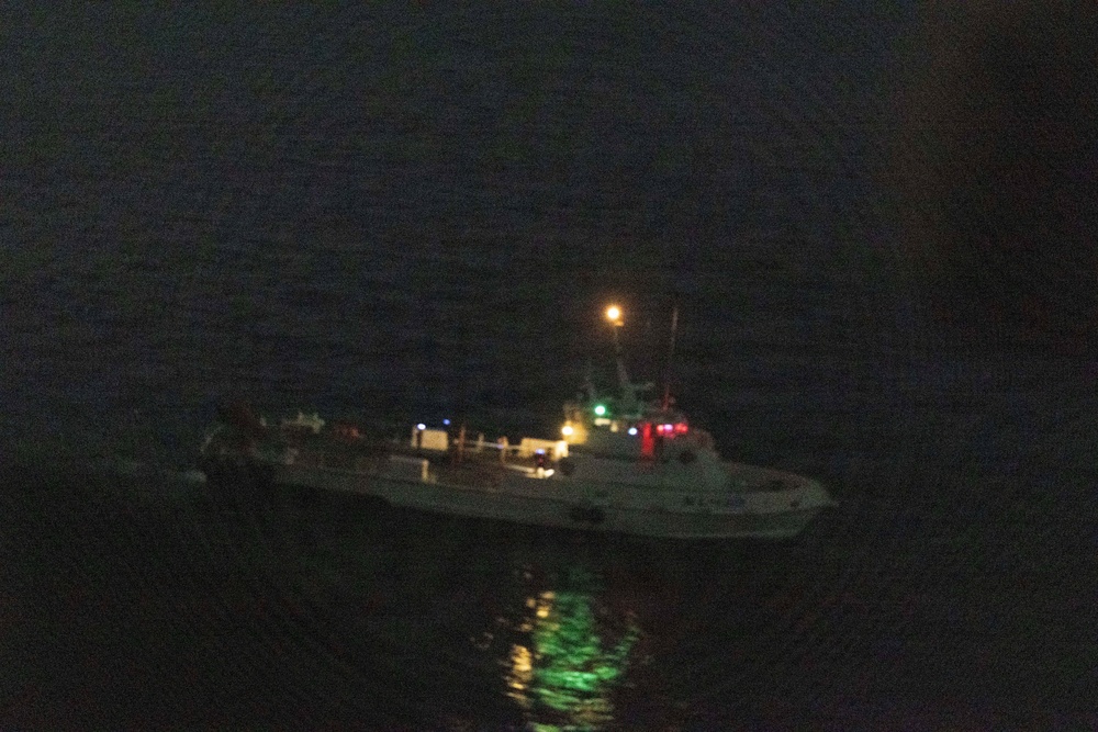 13th MEU | MRF Conducts Nighttime Visit, Board, Search and Seizure Training