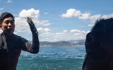 U.S. Marines, JMSDF Sailors reinforce maritime readiness during Rescue Flag 26-1