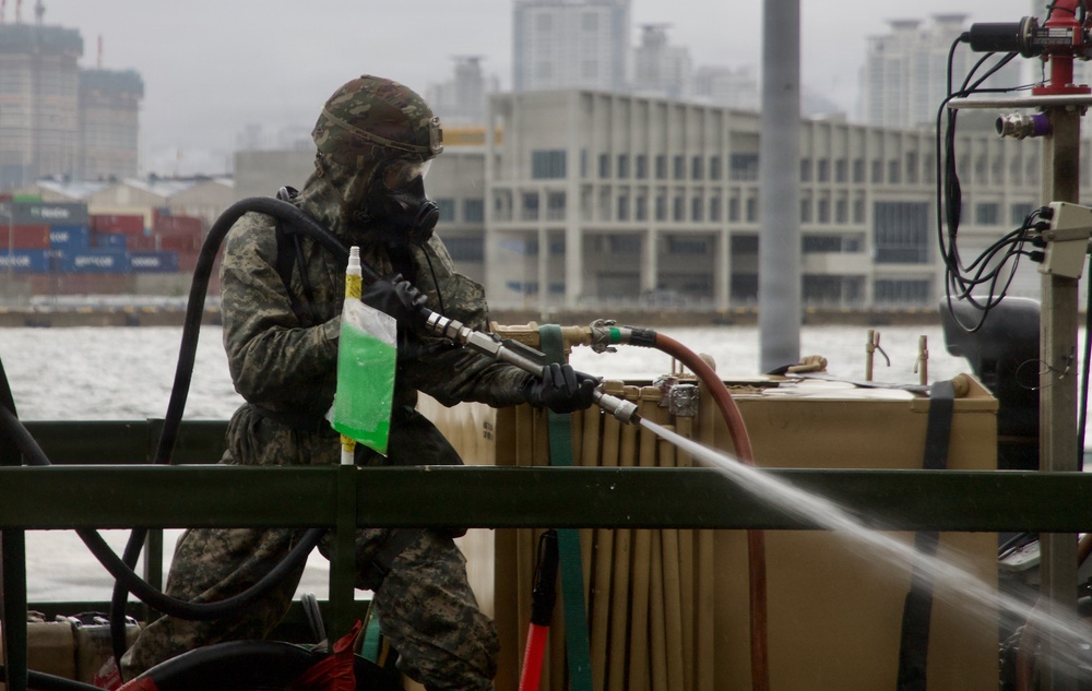 Champion Brigade decon training at Busan port