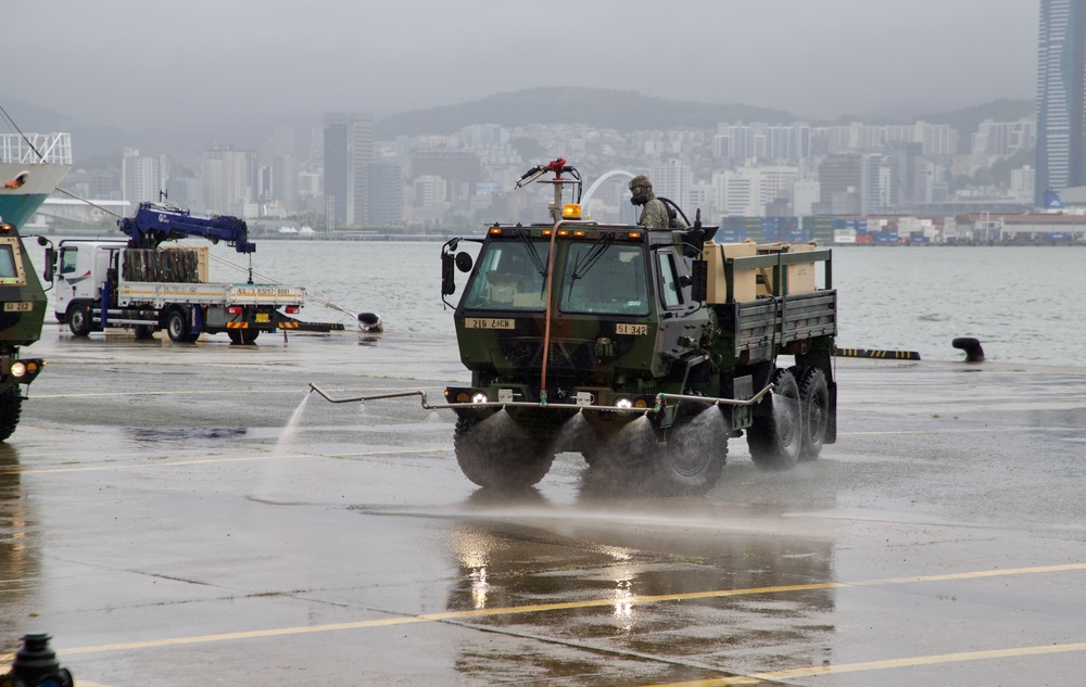 Champion Brigade decon training at Busan port