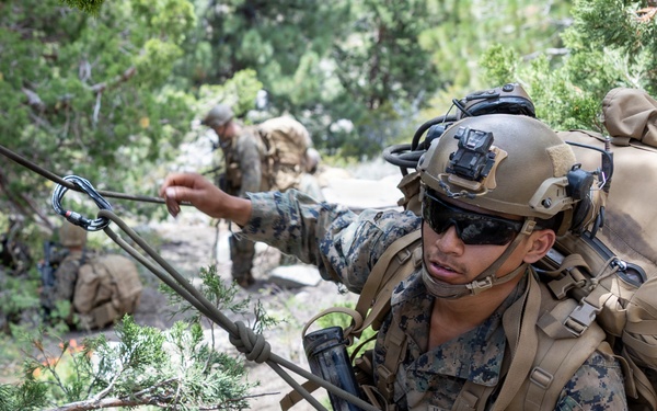 3rd Bn., 4th Marines practice cliff assaults during MTX 4-26