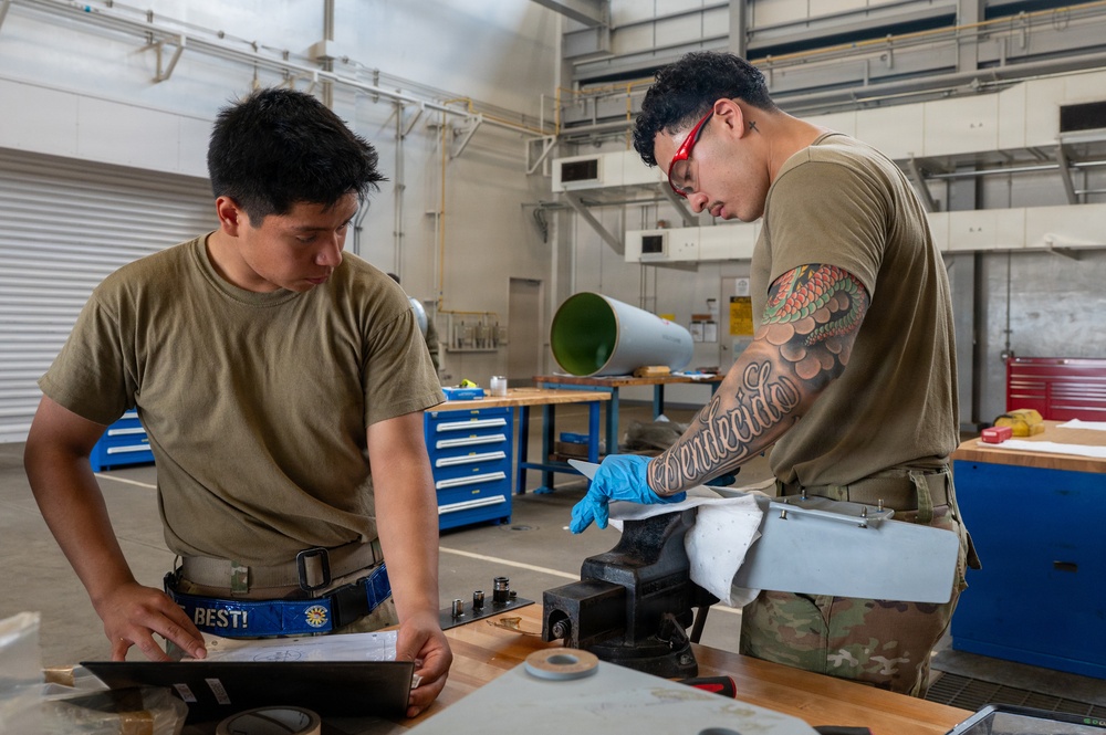 Fueling the Fight: 35th Maintenance Squadron Conducts Nestable Fuel Tank Build Up Training