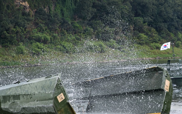 Wet Gap Crossing