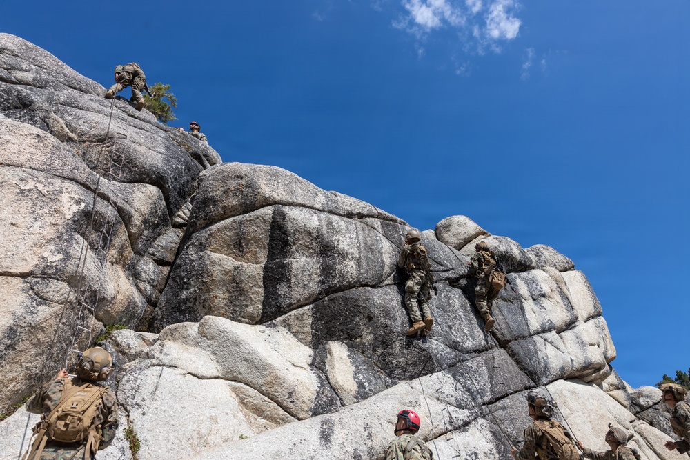 3rd Bn., 4th Marines practice company cliff assaults during MTX 4-26