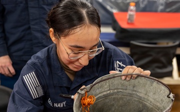 Sailors Get ESWS on DDG 117