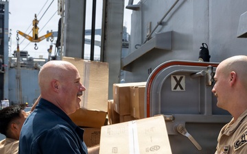DDG 117 RAS With USNS Medgar Evers