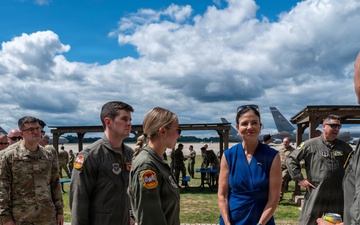 New Hampshire Gov. Kelly Ayotte visits 157th Air Refueling Wing