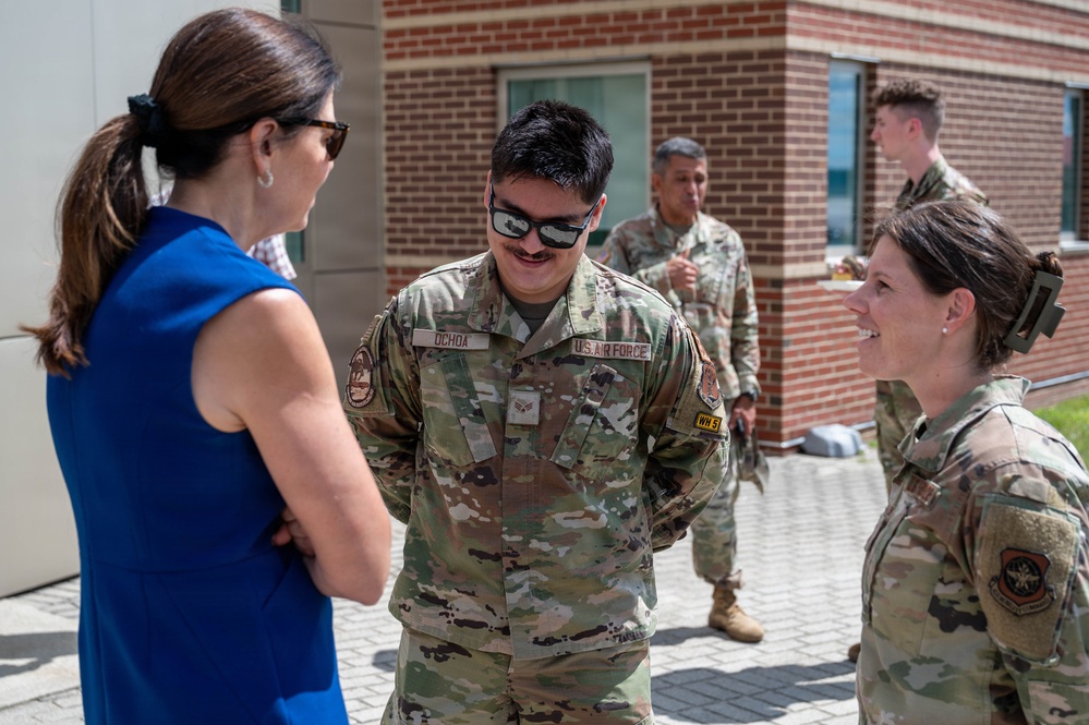 New Hampshire Gov. Kelly Ayotte visits 157th Air Refueling Wing
