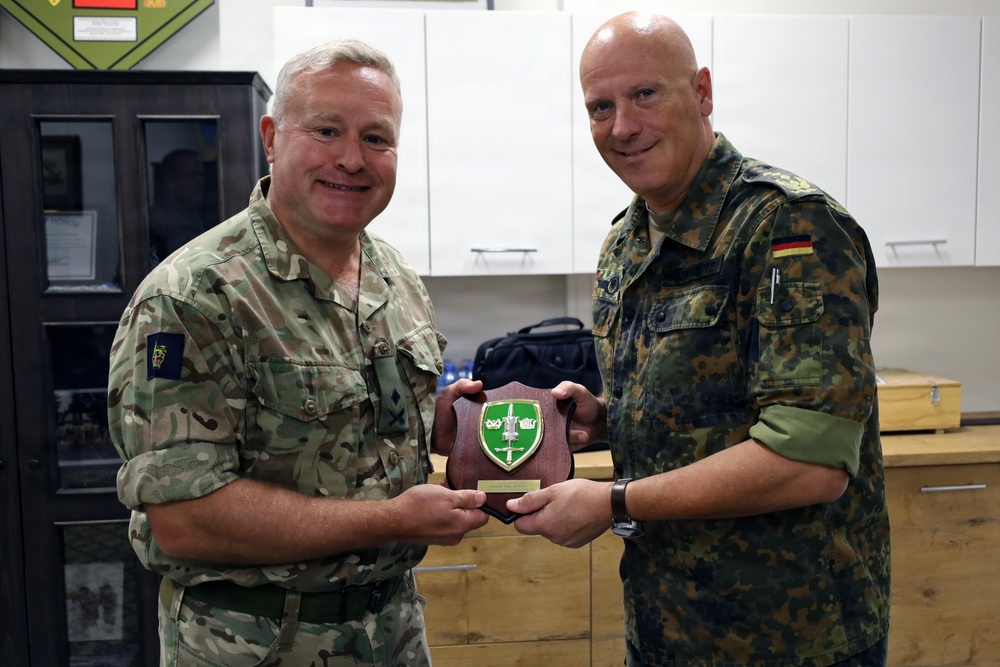 Commander NATO JFC – Brunssum visits V Corps Forward