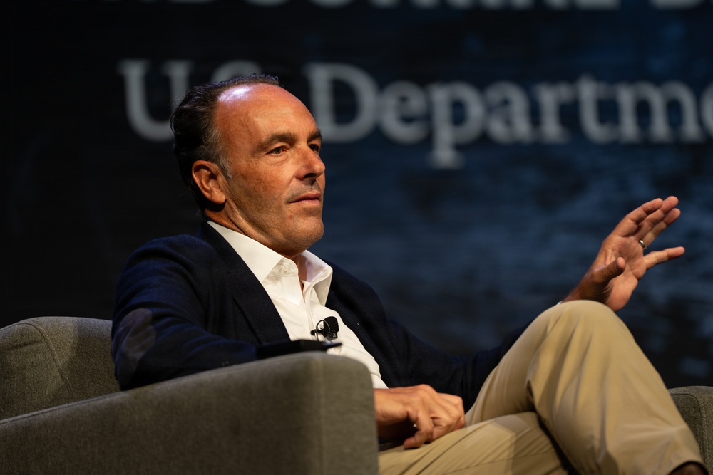 DAY 2: FIRESIDE CHAT: MOBILIZING PRIVATE MARKETS AS A STRATEGIC DEFENSE ASSET