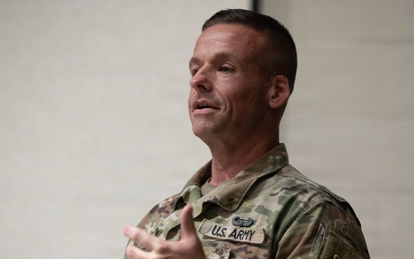 Meredith assumes role as G-1 sergeant major