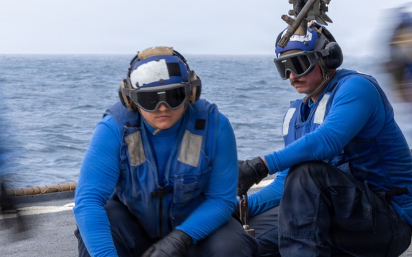 Flight Operations Aboard USS Ross (DDG 71)