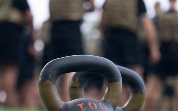 Leaders From The Old Guard Conduct APEX Path Physical Training