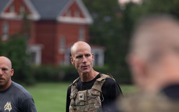 Leaders From The Old Guard Conduct APEX Path Physical Training