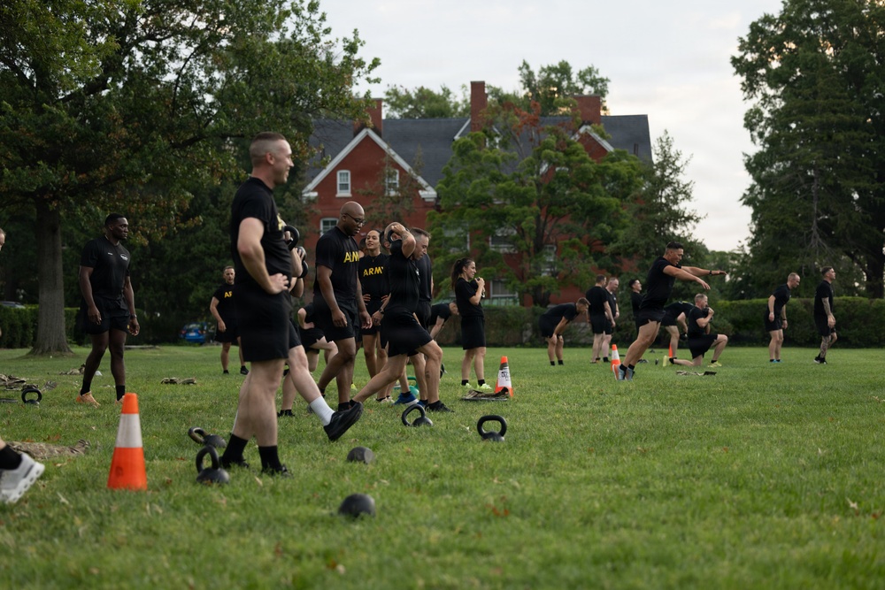 Leaders From The Old Guard Conduct APEX Path Physical Training