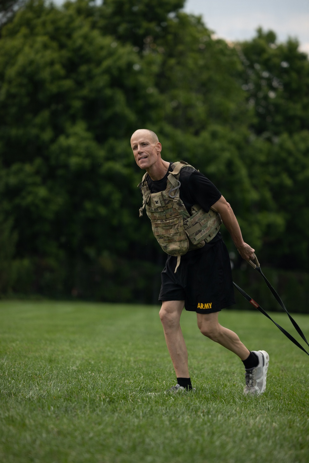 Leaders From The Old Guard Conduct APEX Path Physical Training