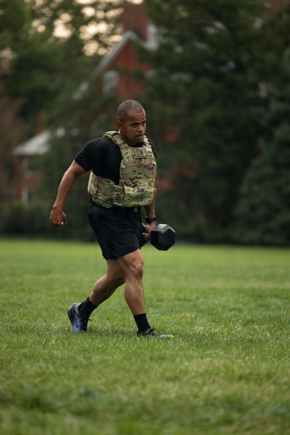 Leaders From The Old Guard Conduct APEX Path Physical Training