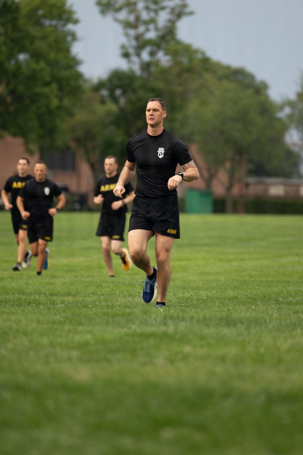 Leaders From The Old Guard Conduct APEX Path Physical Training
